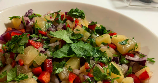 How to: Pineapple Salsa!